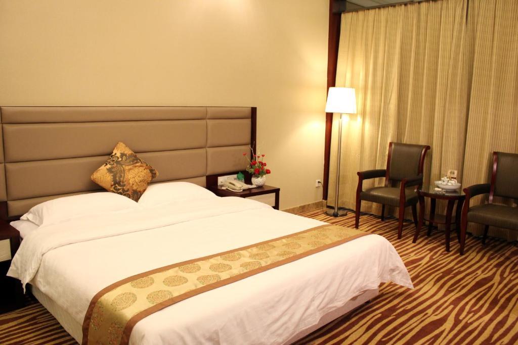 Jun Hao Hotel Dongguan  Exterior photo