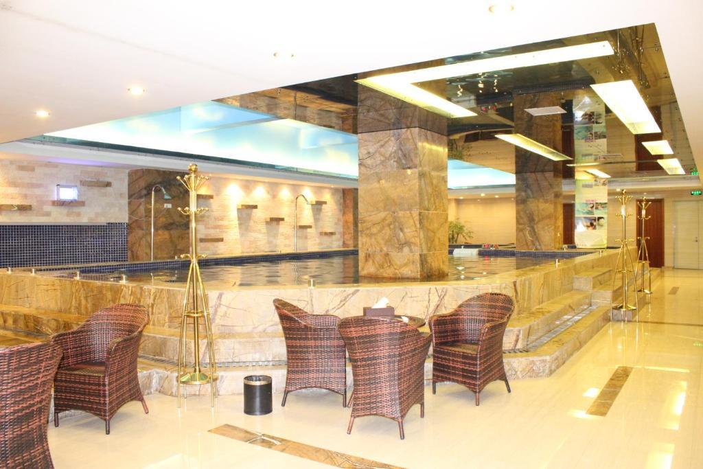 Jun Hao Hotel Dongguan  Exterior photo