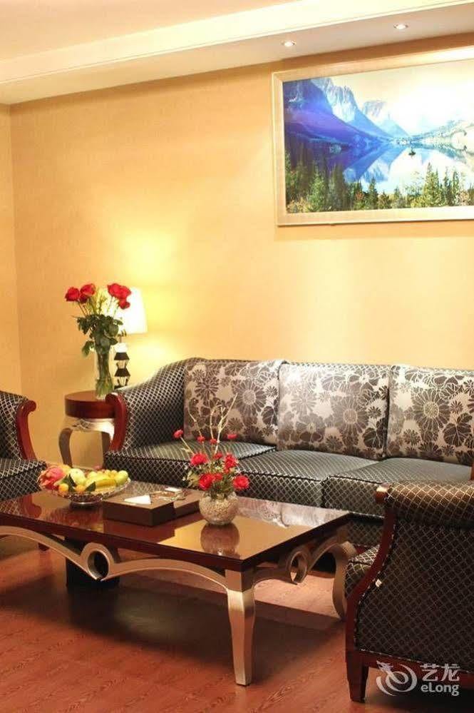 Jun Hao Hotel Dongguan  Exterior photo
